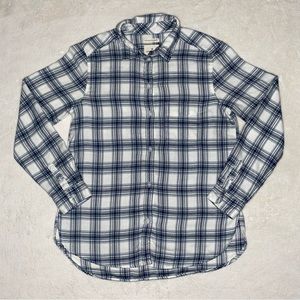American Eagle Women’s Plaid Flannel